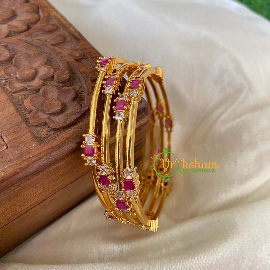 9 Stylish And Traditional Bangles Design For Girls