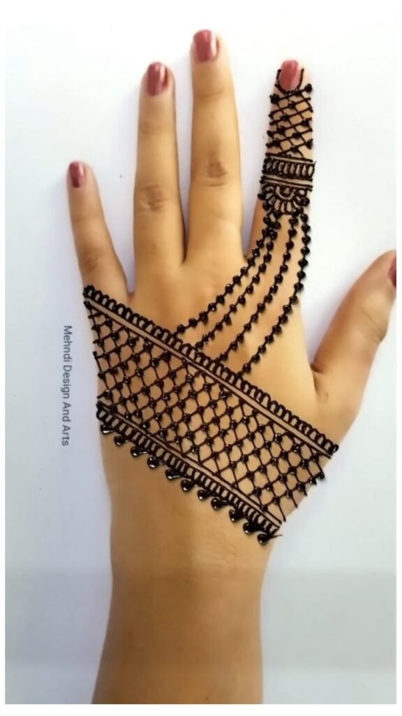 Aashan Mehndi Design