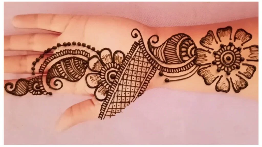 Simple Arabic Mehndi Design 