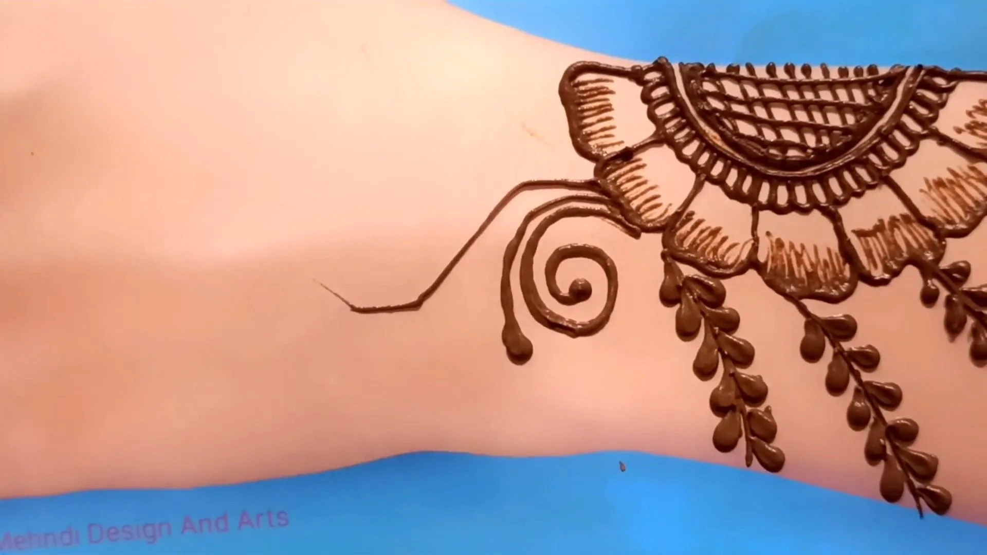 Simple Henna Designs: Beautiful Front Hand Mehndi Design 8 Mehndi Design for Girls 2 1
