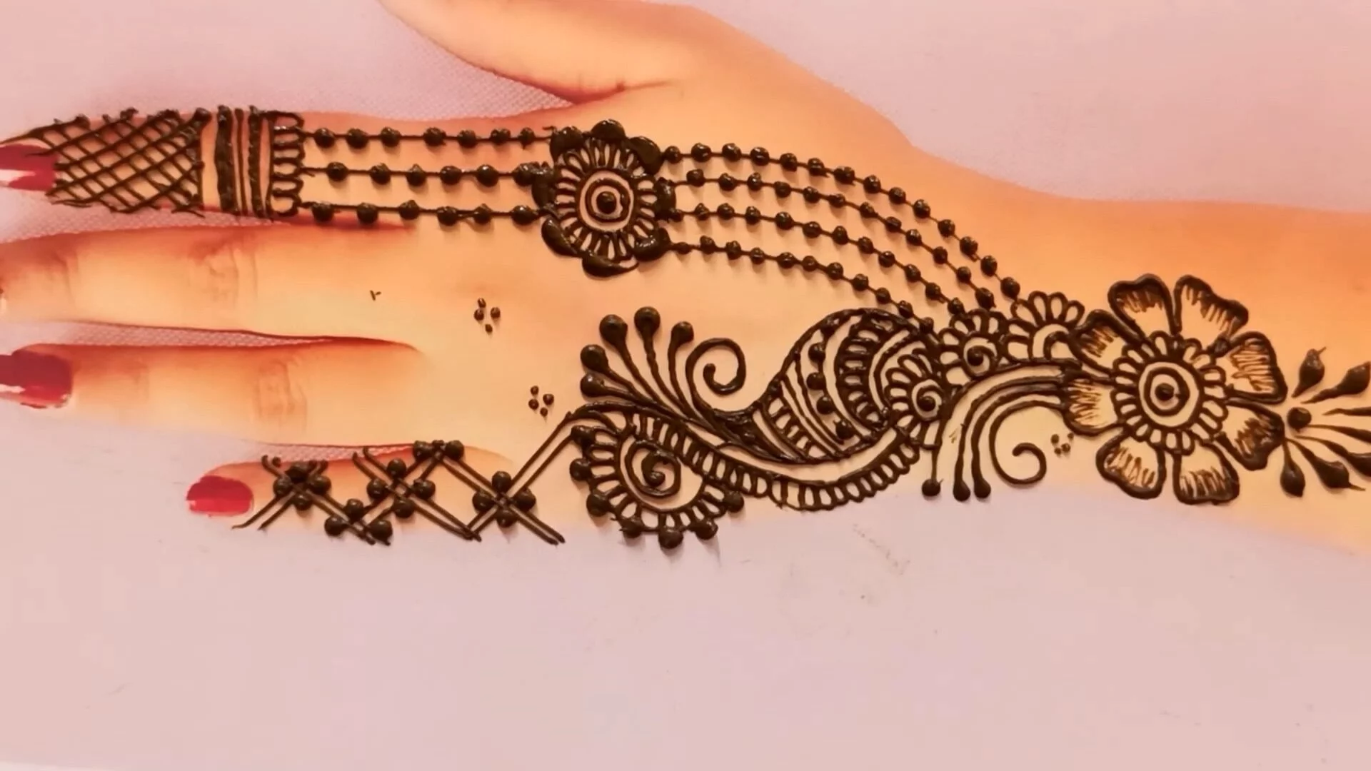 LATEST Jewellery Mehndi Design for Girls 4 e1684840998574