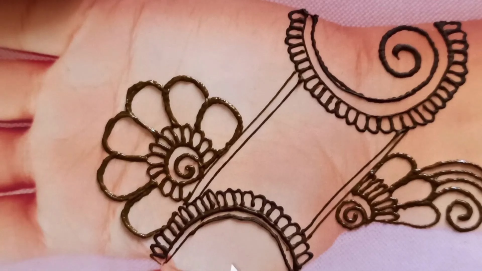 Latest Stylish Mehndi Design 2