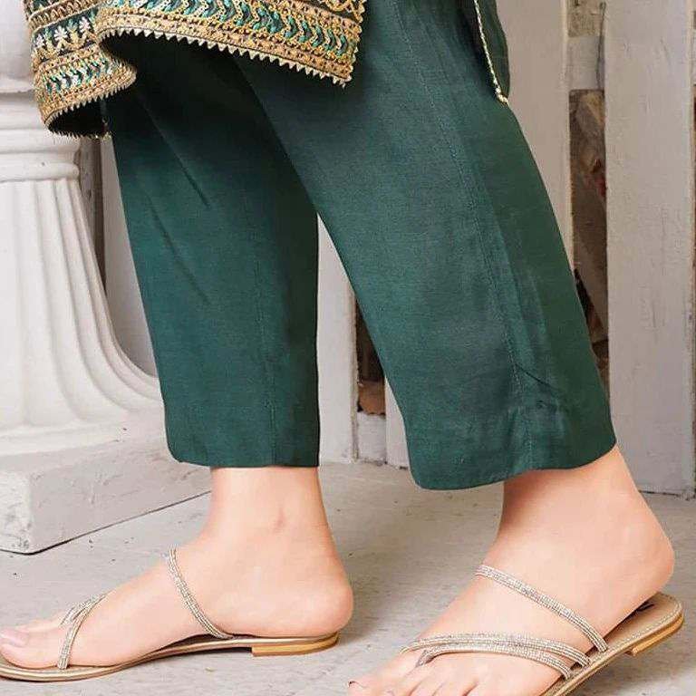 New And Trendy Trousers Design Ideas For Girls