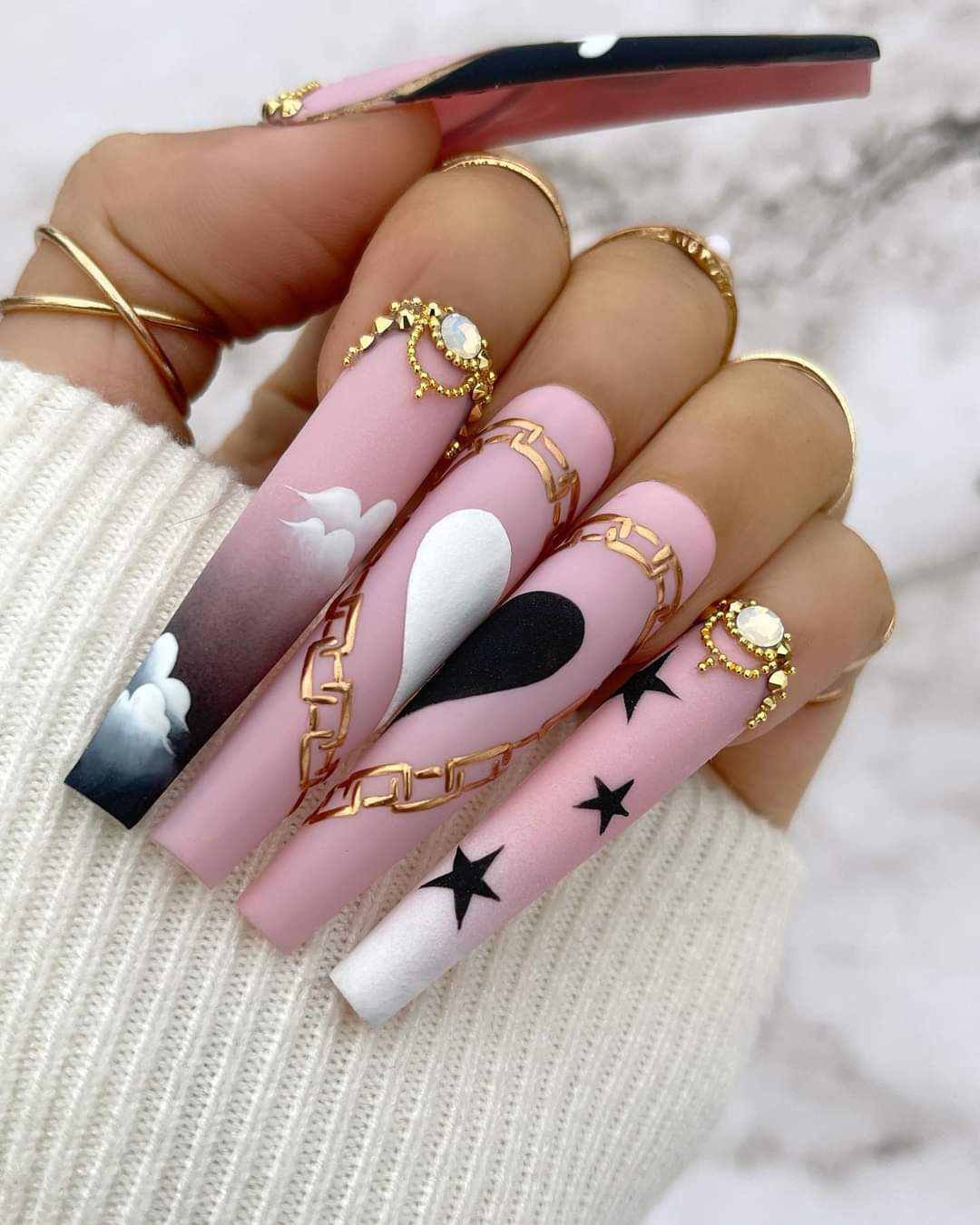 15 Stylish Acrylic Nail Arts Designs For Girls - Girls Fashion Ideas