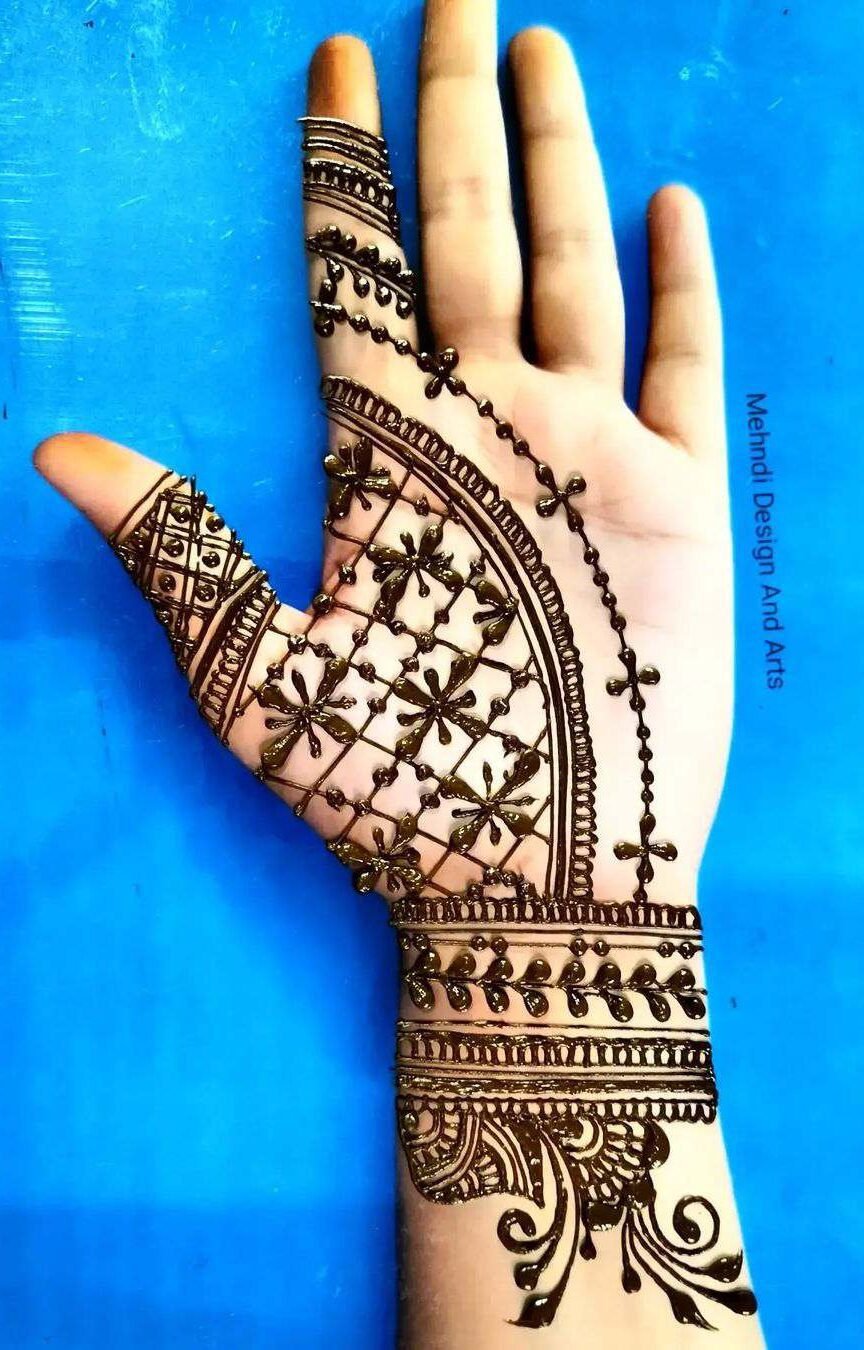 Front Hand Diwali Mehndi Designs