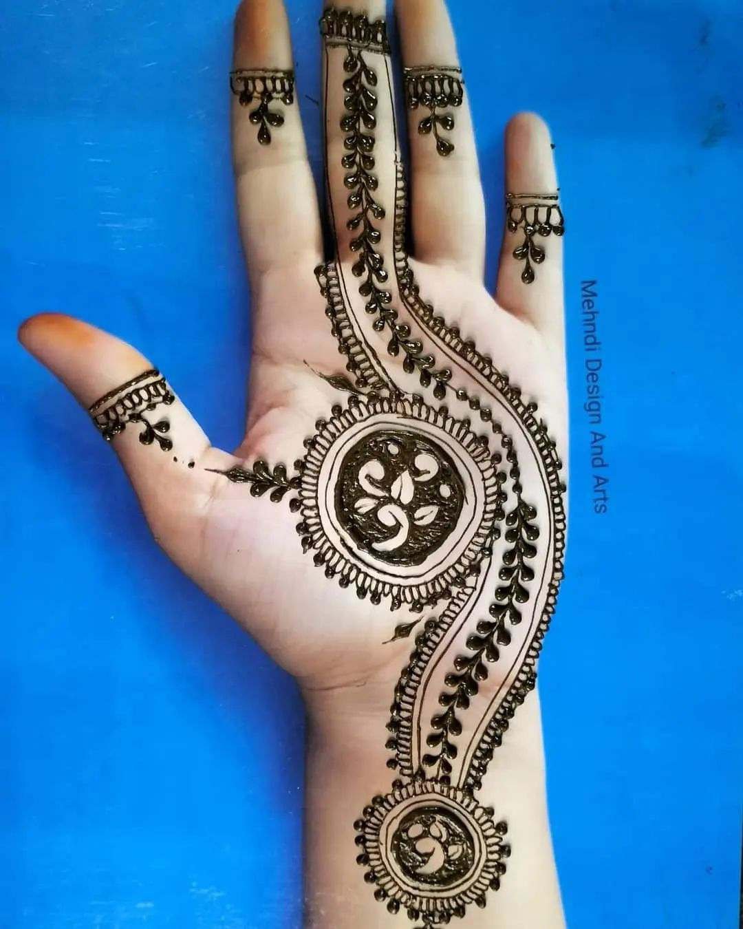 Front Hand Diwali Mehndi Designs