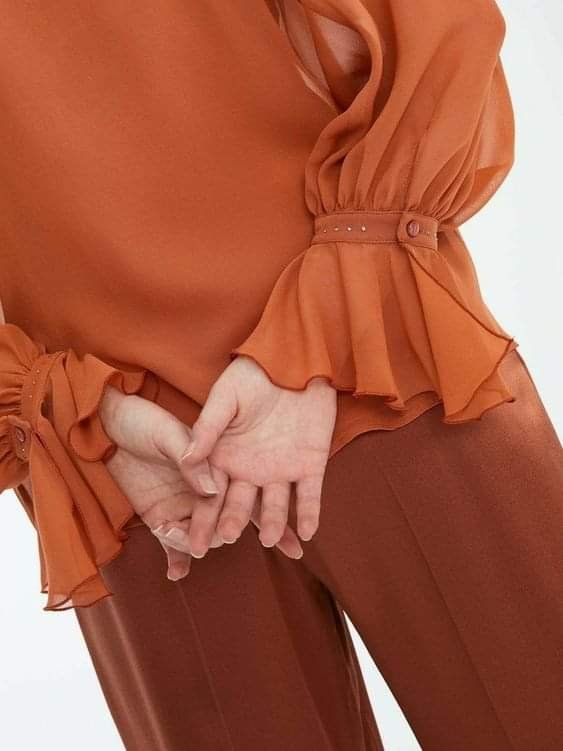 Kurta Sleeves : Trendy Kurti Sleeves Idea For Girls
