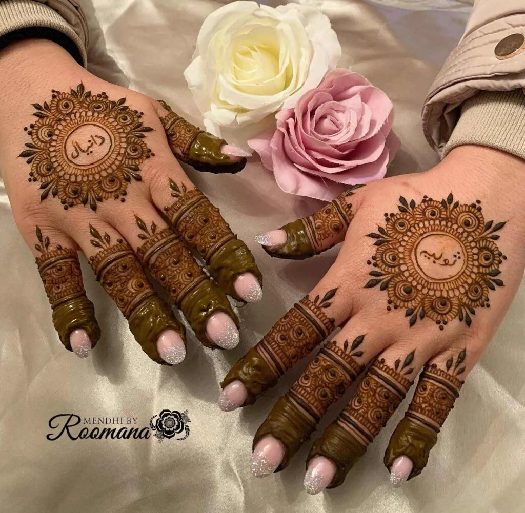 Simple Back Hand Mehndi Design3