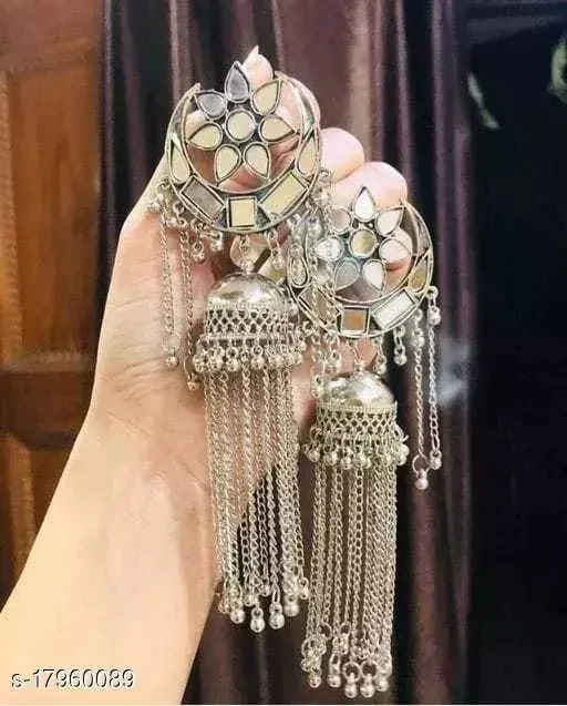 Earrings Design : Stylish Jhumka Earrings Design For Modern look 4 Jhumka Earrings Design
