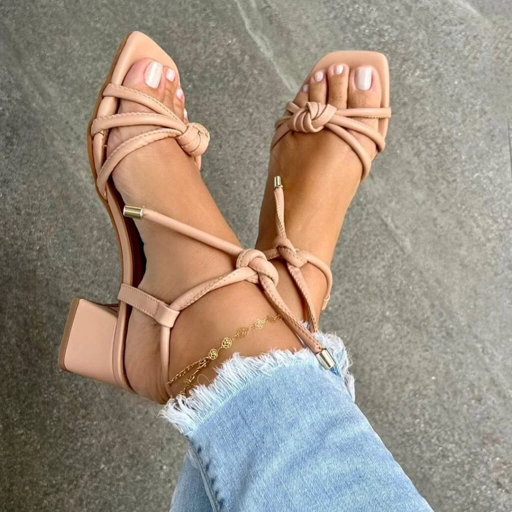 Girls Footwear : New And Stylish Sandal for Girls 11 317238433 509283114585241 8053013441251071031 n