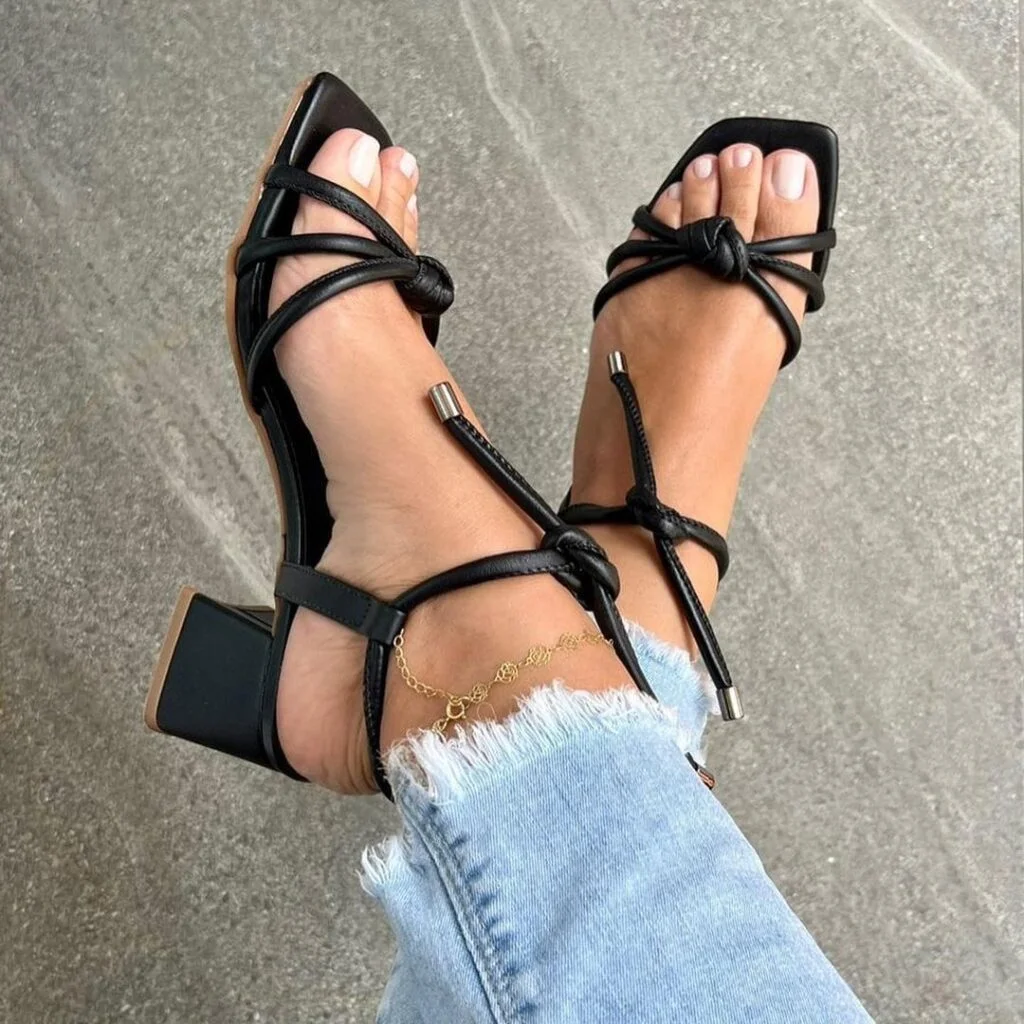 Girls Footwear : New And Stylish Sandal for Girls 5 317370696 509283214585231 4382064092598498288 n