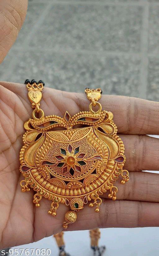 Gold pendant design on sale for female mangalsutra