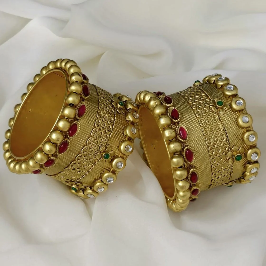 Bangles Design : New Goldplated Bangles Design Set For Women 6 New Bangles Design4