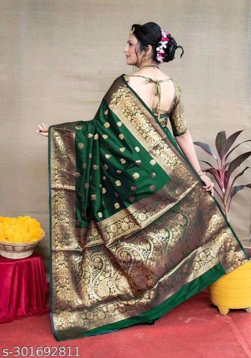 Banarasi Saree Design : New Printed Banarasi Silk Saree For Rakhi 12 New Banarsi Saree5