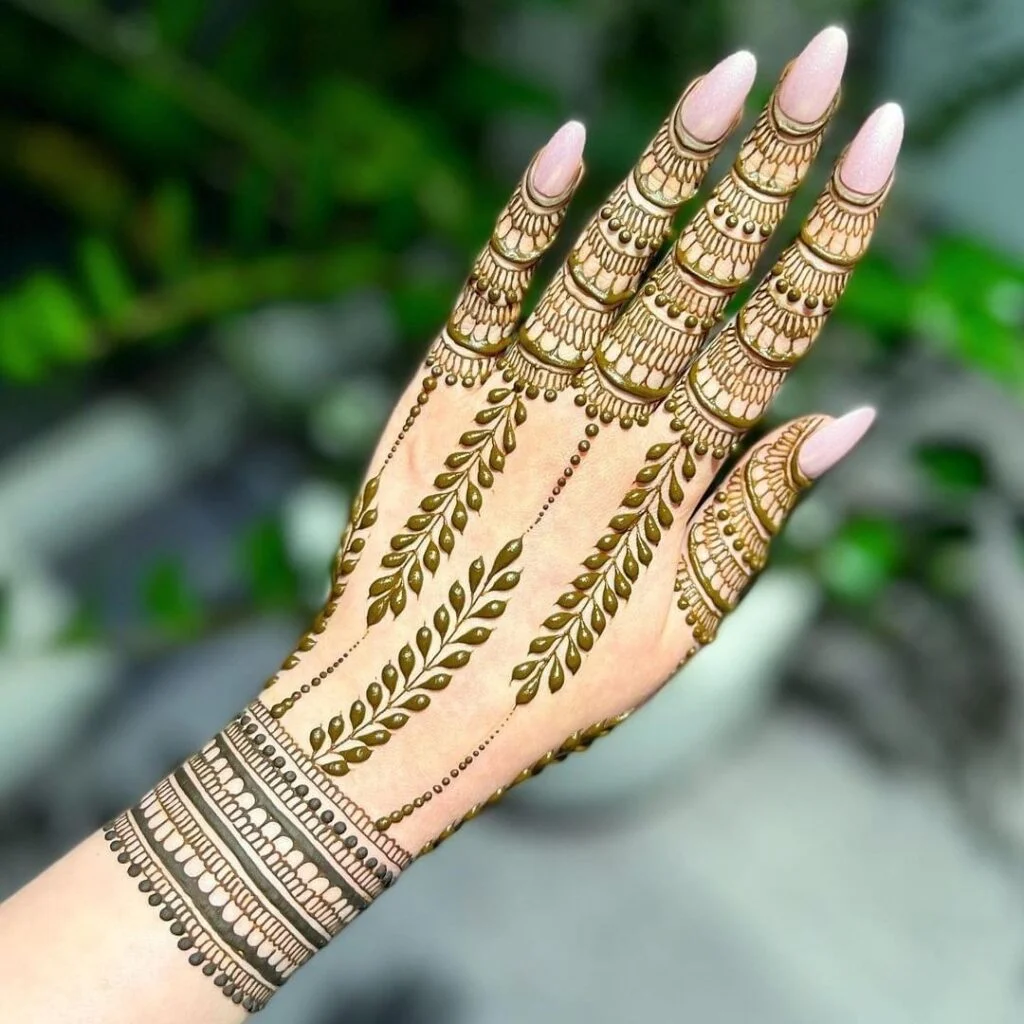 Simple Arabic Mehndi Designs10