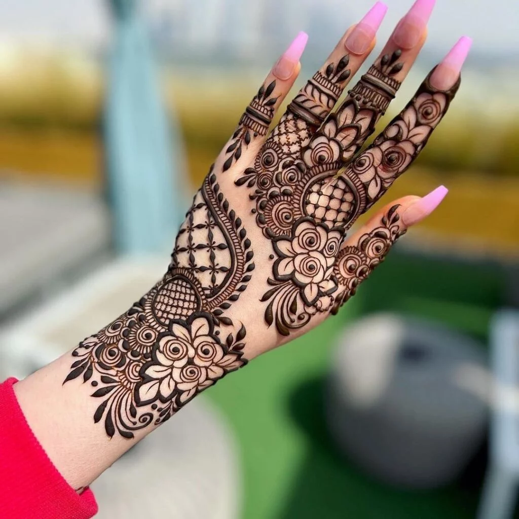 Simple Arabic Mehendi Design