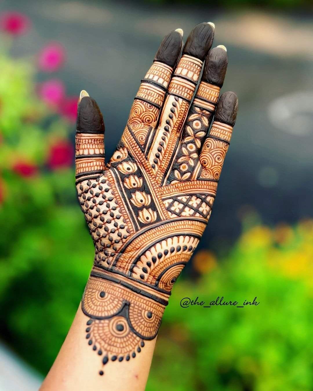 Mehndi Designs For Hand