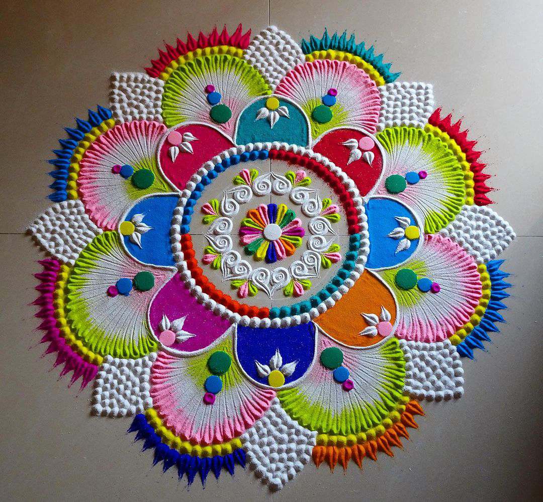 Rangoli Design : 10 Beautiful Simple Rangoli Design For Navratri ...