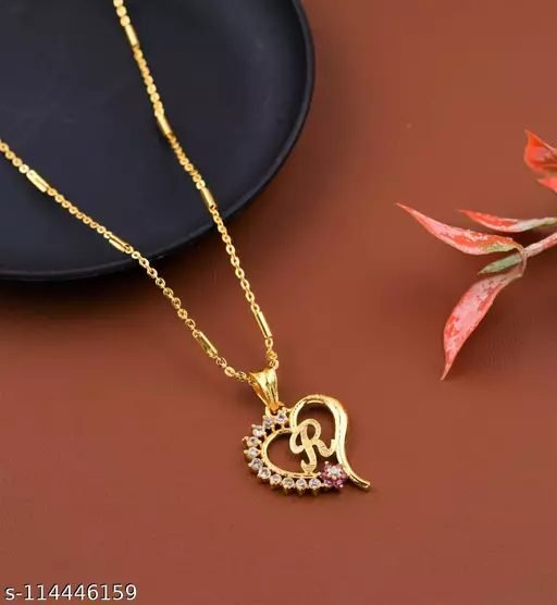 R Letter Pendant Design