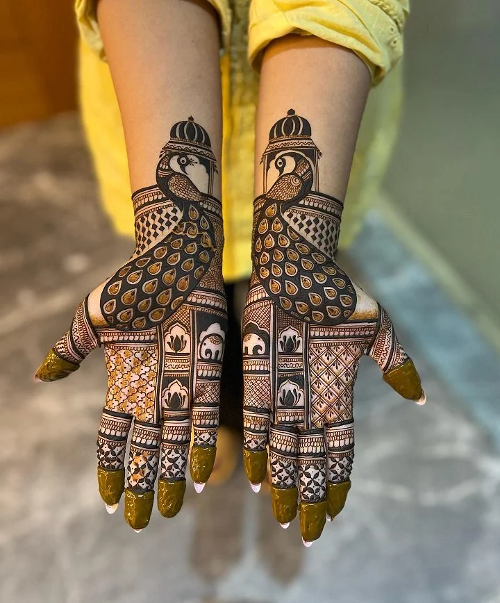 10 + Bridal Mehndi Designs For Hand 2024 : Try ख़ूबसूरत मेहंदी के डिज़ाइन 12 Bridal Mehndi Designs