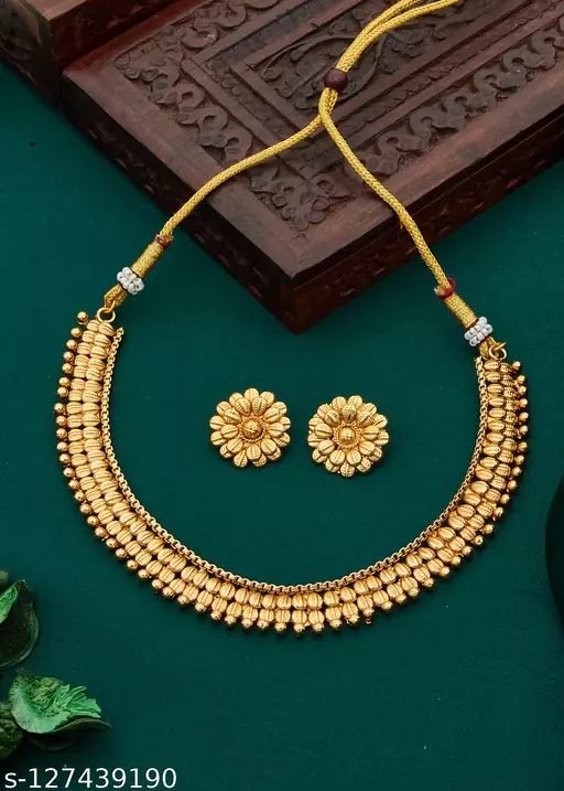 Choker Necklace Set For Makar Sankranti