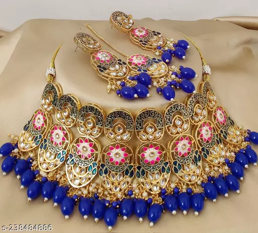 Kundan Choker Necklace with Earrings and Maangtika