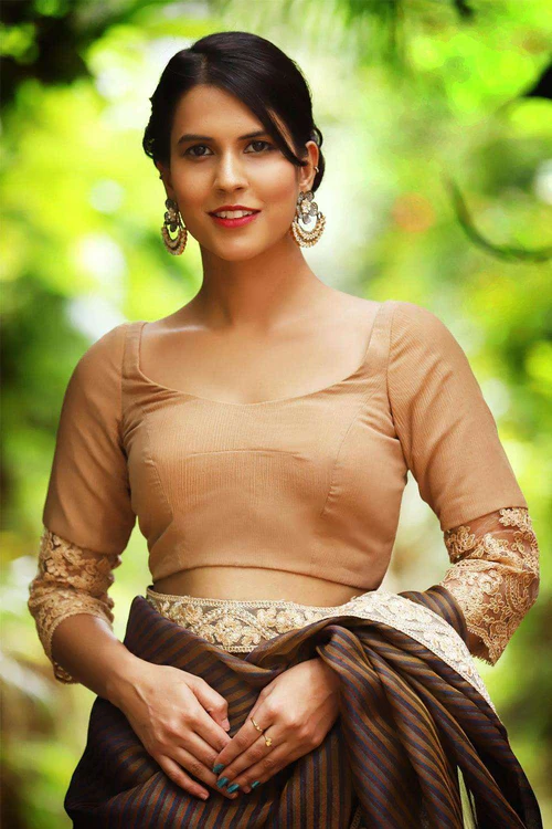 Beige chiffon blouse with chiffon and lace sleeve