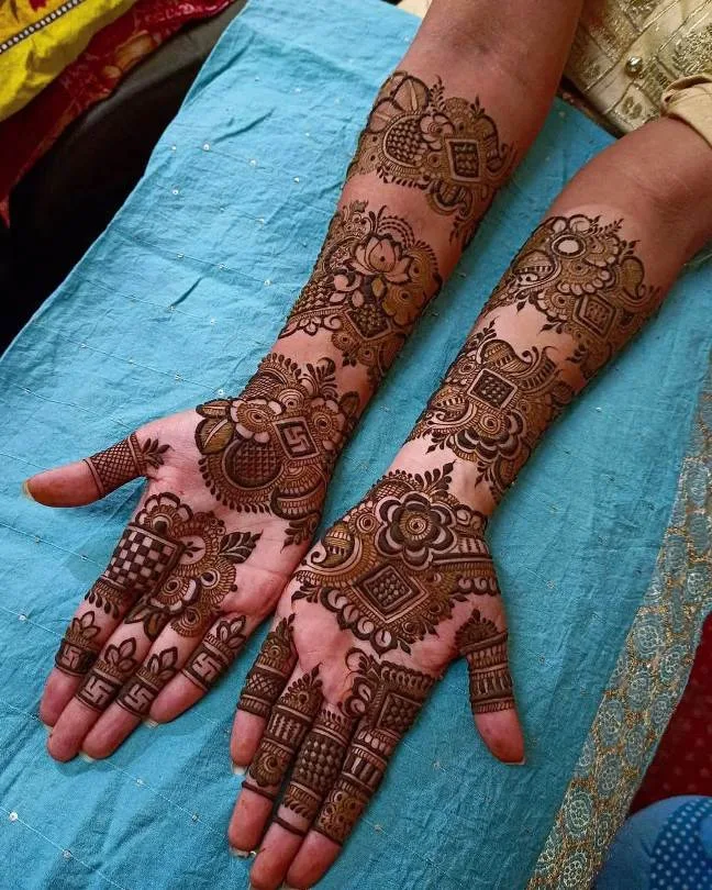 Mehndi Designs: 10 Beautiful Full Hand Mehndi Design for Bridal 11 Full Hand Mehndi Design 7