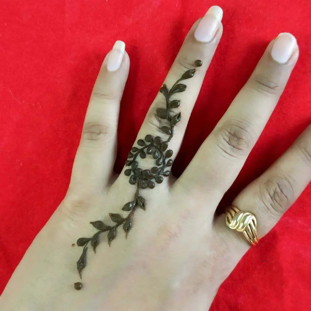 easy mehndi design 