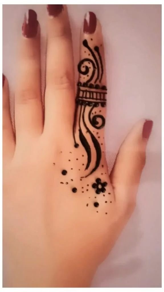 simple mehandi ki Design 2026