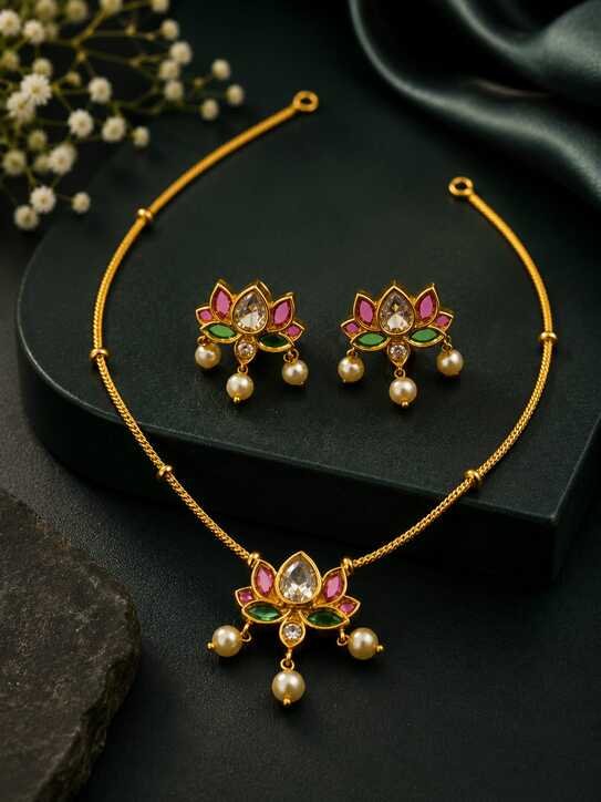 Necklace Set : 10 Stunning Golden Jewellery Set Designs to Elevate Your Royal Look 2026 Latest 14 Floral Golden Jewellery set Designs