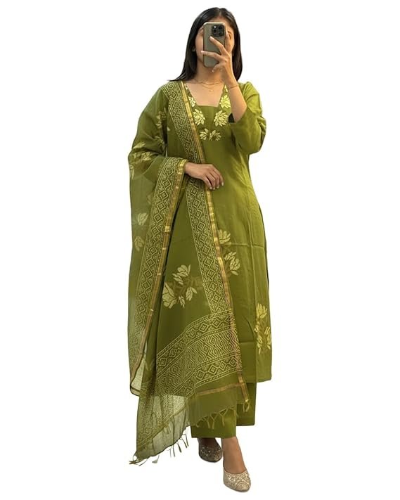 Kurti Designs: Beautiful Green Kurti Set for Sawan 2026 Celebrations 5 Printed Embroidered Kurta