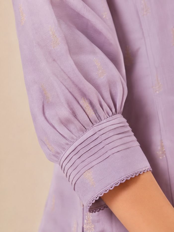Pin Tuck Sleeve Design