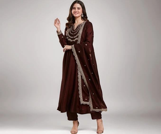 Festive Kurta Sets 2026: इन खूबसूरत Ethnic Designs से त्योहारों में मिलेगा Elegant Look 11 Silk Embroidery Anarkali Kurta Pant with Dupatta
